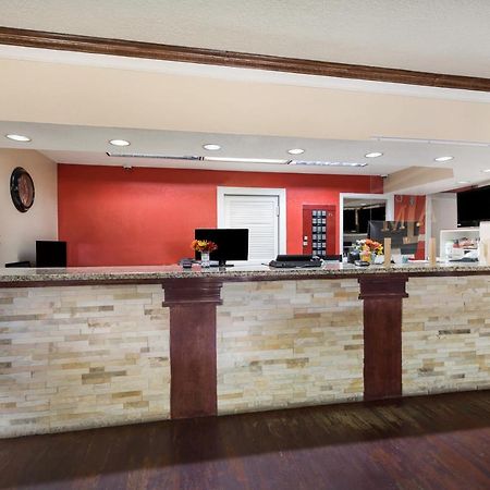 Knights Inn College Station Bagian luar foto