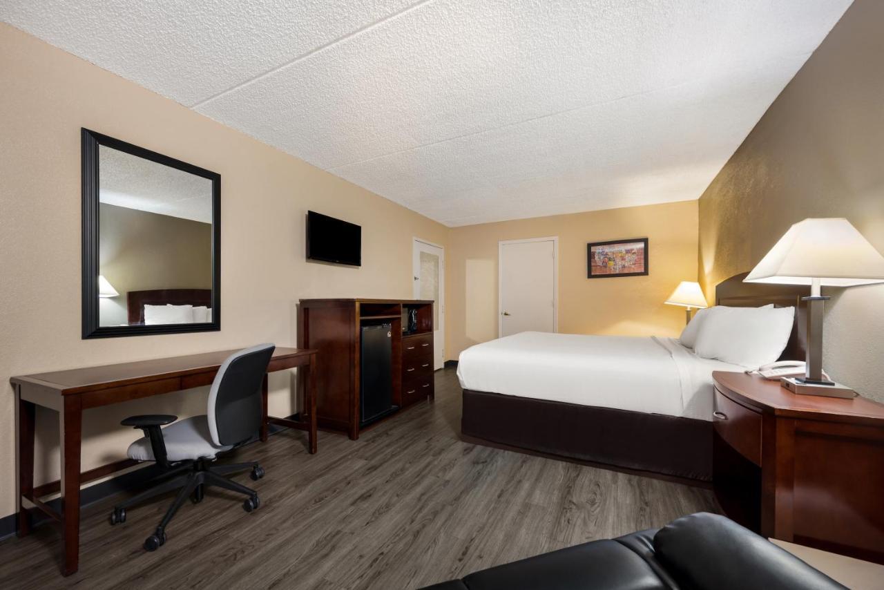 Knights Inn College Station Bagian luar foto
