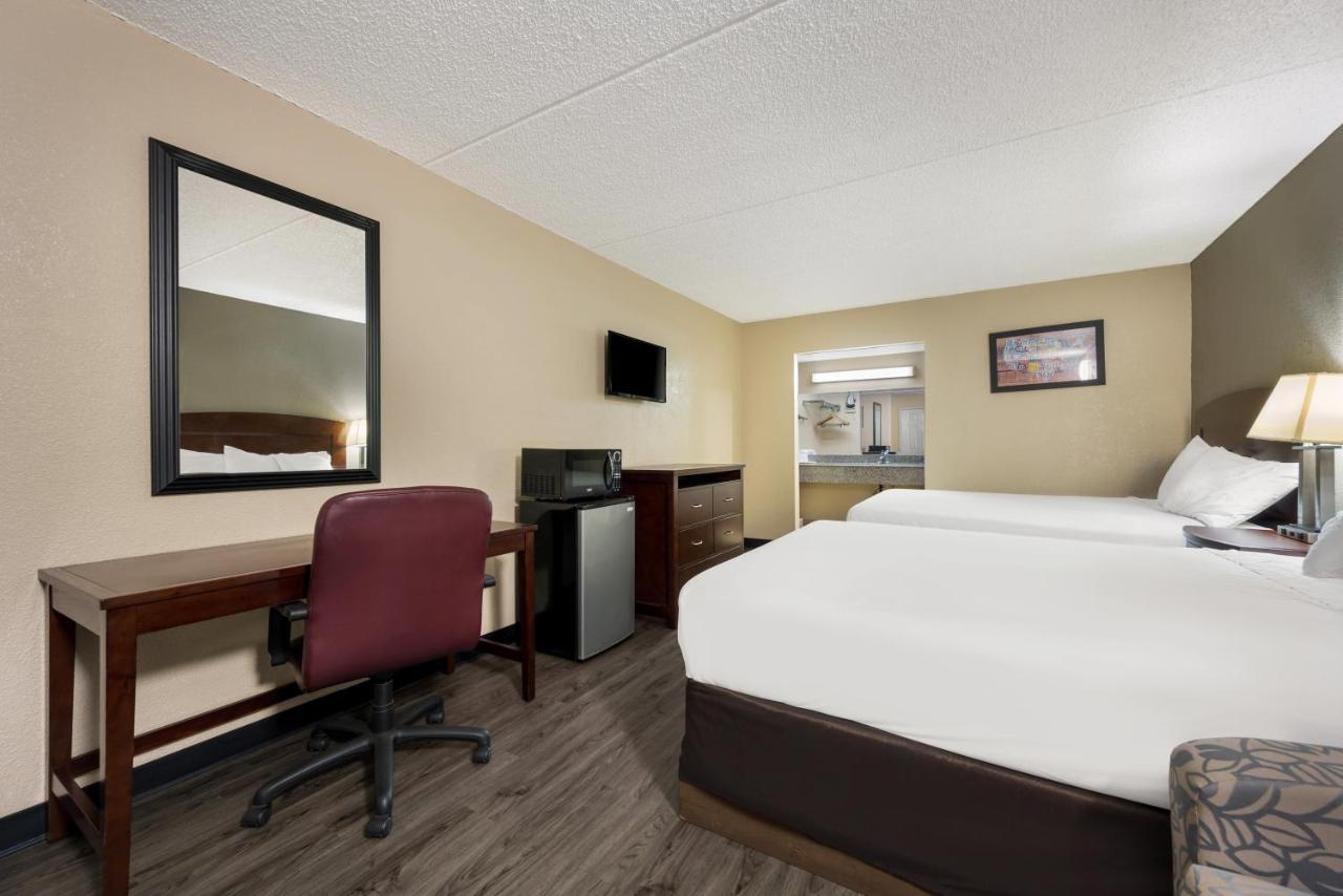 Knights Inn College Station Bagian luar foto