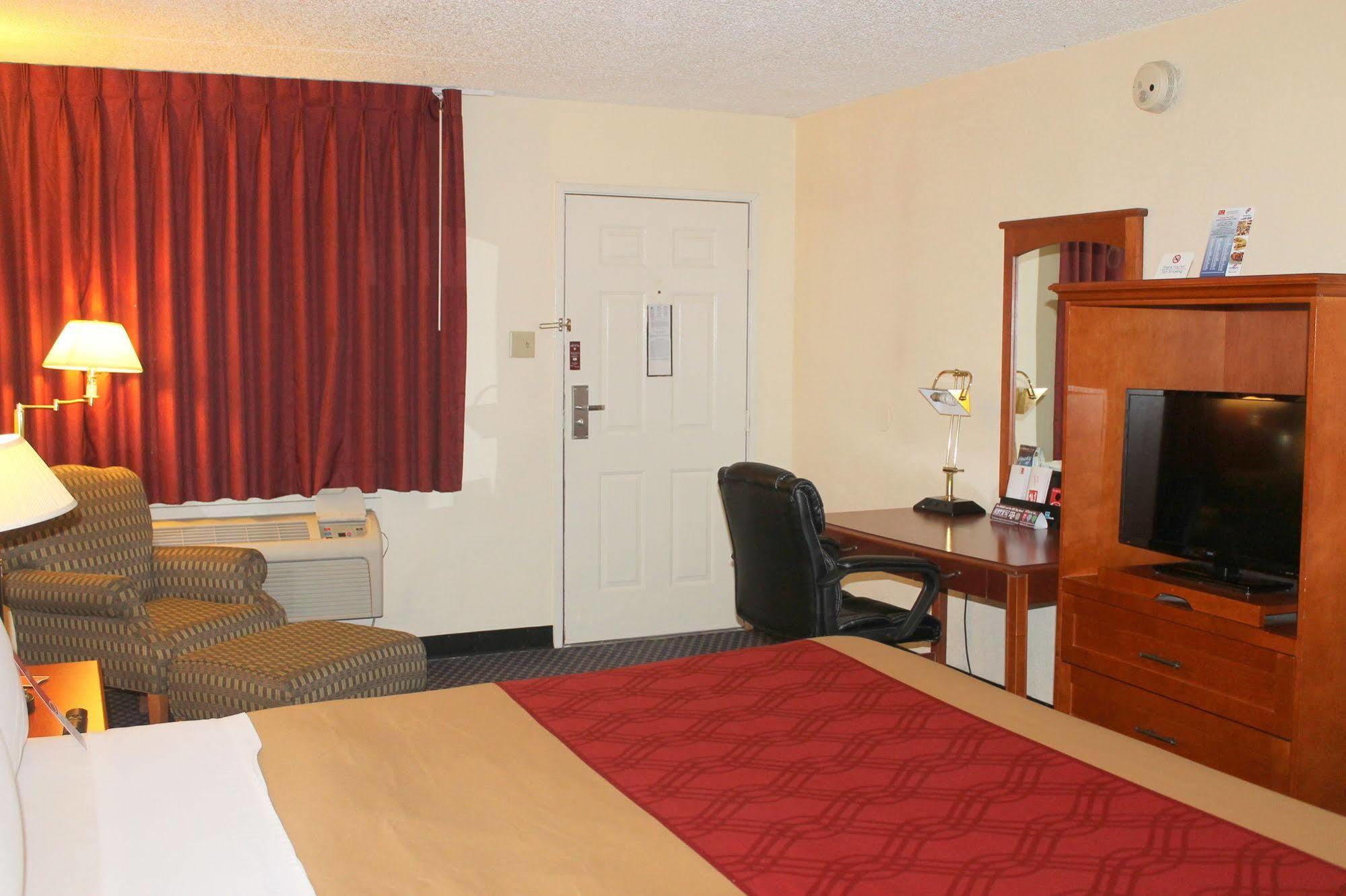 Knights Inn College Station Bagian luar foto